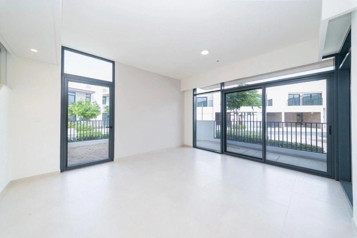 4BR Townhouse for Rent in Bliss, AR3 | Vacant | 2 Cheques 4BR Townhouse for Rent in Bliss, AR3 | Vacant | 2 Cheques