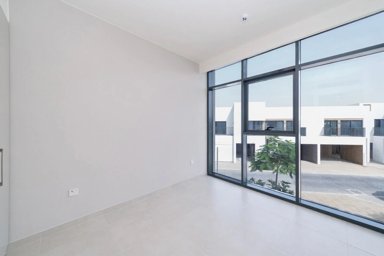 4BR Townhouse for Rent in Bliss, AR3 | Vacant | 2 Cheques 4BR Townhouse for Rent in Bliss, AR3 | Vacant | 2 Cheques