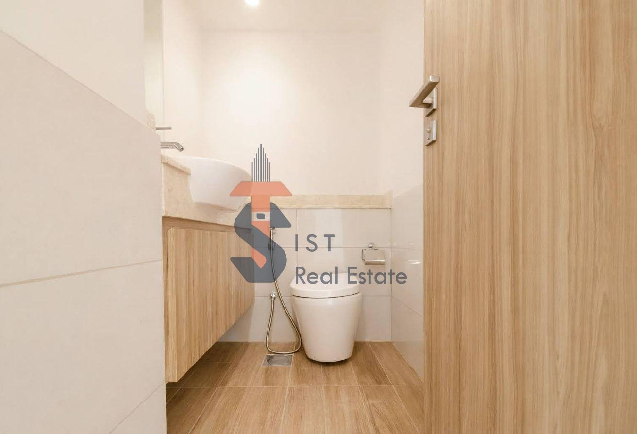 Upgraded 3 bedroom single row park facing townhouse for rent Amaranta 3 Villanova Dubai Upgraded 3 bedroom single row park facing townhouse for rent Amaranta 3 Villanova Dubai