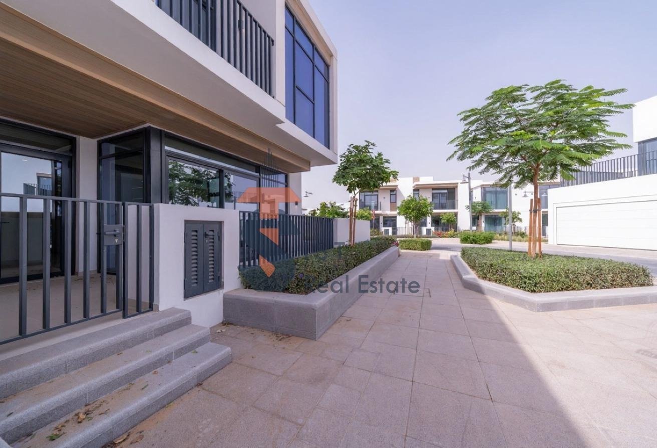 Corner triplex 4 bedroom townhouse for rent in Bliss Arabian Ranches 3 Emaar Dubai Corner triplex 4 bedroom townhouse for rent in Bliss Arabian Ranches 3 Emaar Dubai