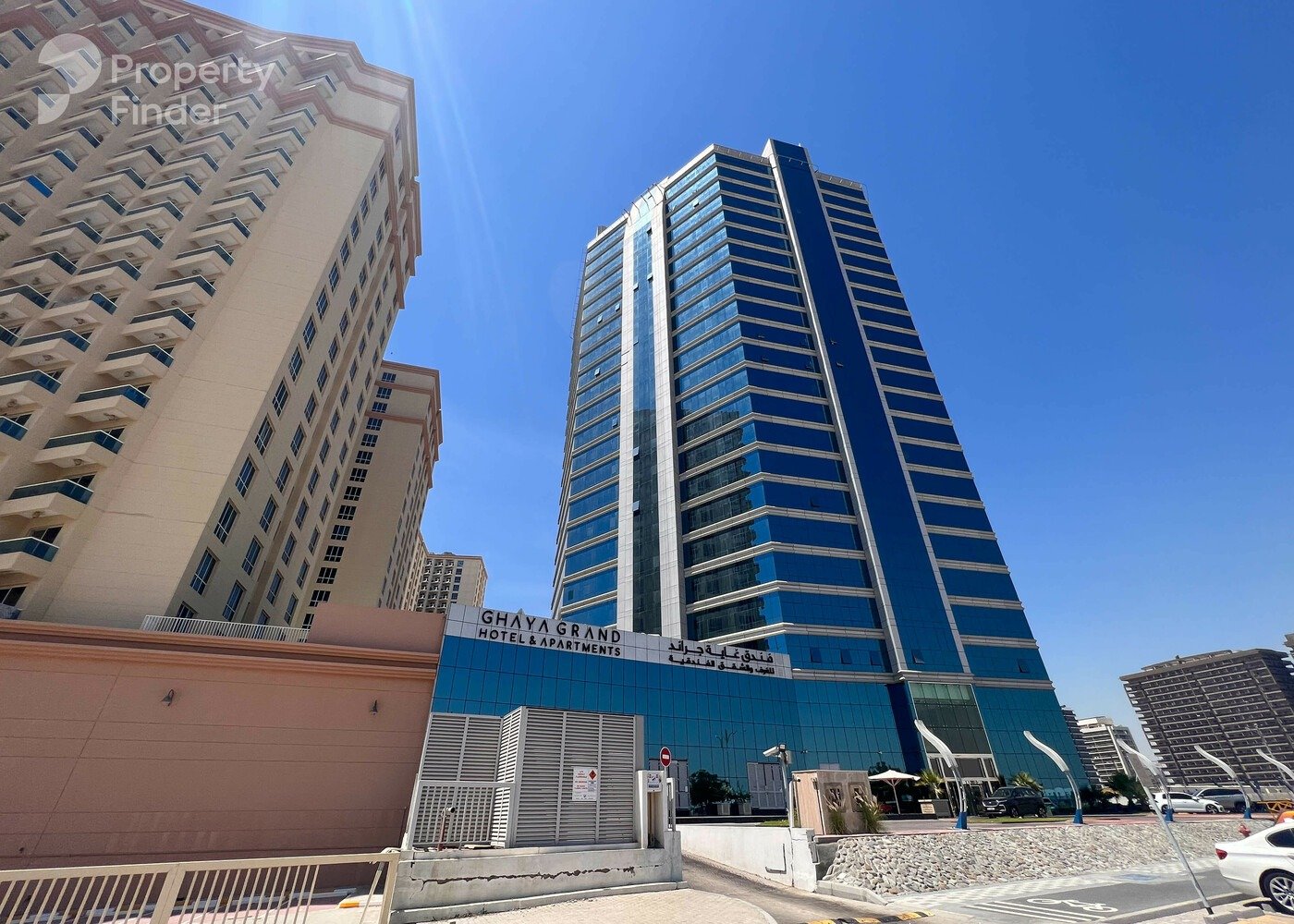 Open-plan living area of 2BR apartment in Samana Lake Views 2, Dubai Production City Open-plan living area of 2BR apartment in Samana Lake Views 2, Dubai Production City