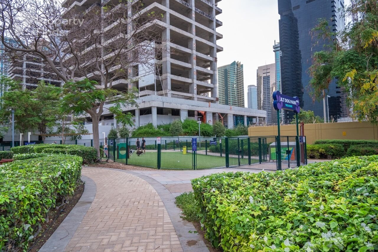 Sobha Verde JLT – high-floor 1 bedroom plus maid apartment with golf course view Sobha Verde JLT – high-floor 1 bedroom plus maid apartment with golf course view