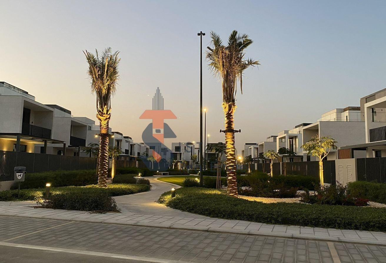 Spacious interior of park-facing 4BR villa, Elie Saab 2 Arabian Ranches 3 Spacious interior of park-facing 4BR villa, Elie Saab 2 Arabian Ranches 3